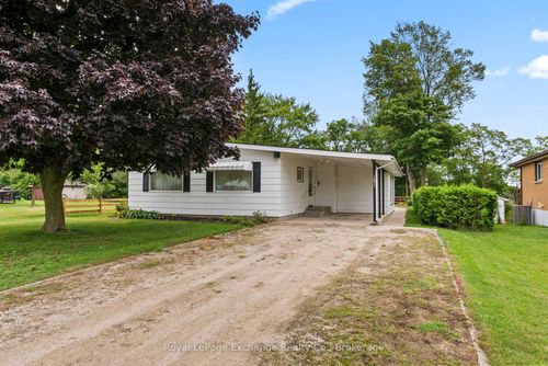 1051 Sutton St, Kincardine, ON, N2Z2G1 | Card Image