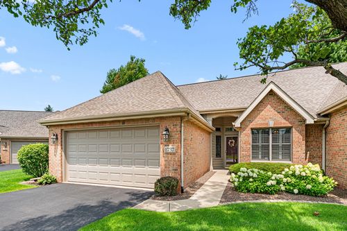 1737 Windfield Dr, Munster, IN, 46321 | Card Image