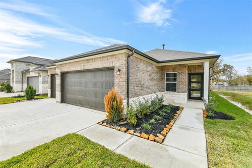 245 Harlingen Dr, Magnolia, TX, 77354-7361 | Card Image