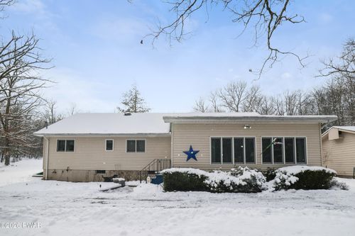 35 Perkins Pond Rd, Beach Lake, PA, 18405-3087 | Card Image