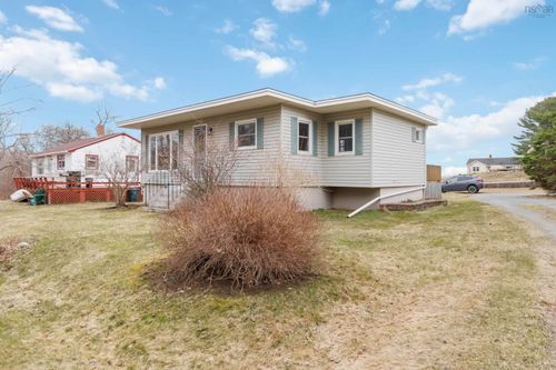 21 Maple Lane, Western Shore, NS, B0J3M0 | Card Image