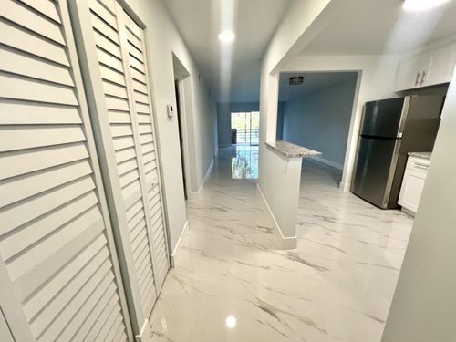2c-601 S State Road 7, Margate, FL, 33068-1761 | Card Image