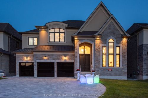 92 Av Appleyard, Kleinburg, ON, L4H4N3 | Card Image