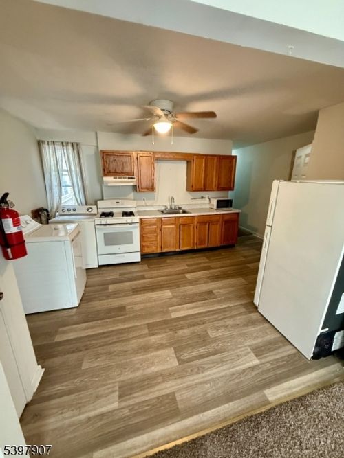 85 Jefferson St, Phillipsburg, NJ, 08865-3127 | Card Image