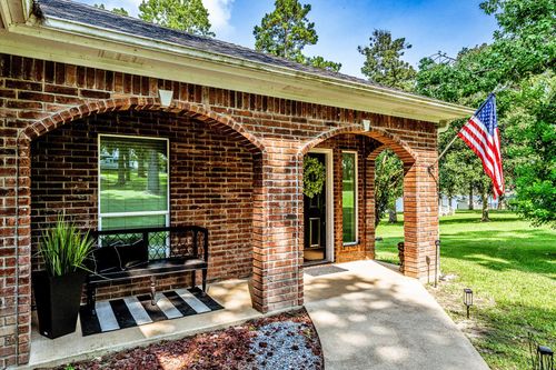 14 Lakeview Mnr, Huntsville, TX, 77340 | Card Image