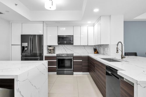 apt-1911-3330 Ne 190th St, Aventura, FL, 33180-2760 | Card Image