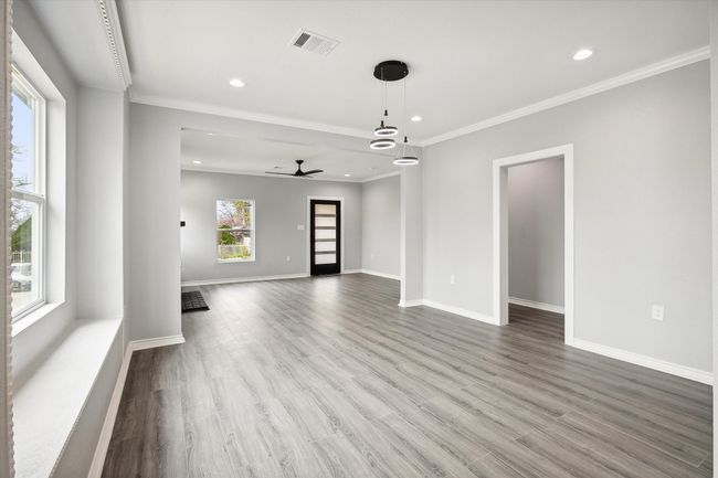 1250 E Morphy St, House other with 3 bedrooms, 2 bathrooms and null parking in Fort Worth TX | Image 5