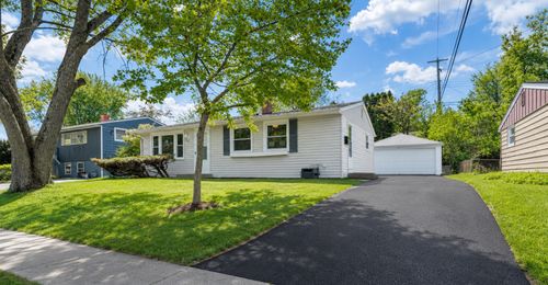 502 Tyler Dr, Carpentersville, IL, 60110-2320 | Card Image