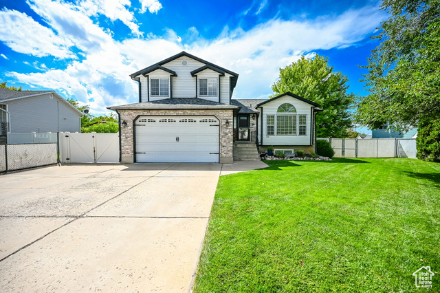 1220 , Clearfield, UT 84015