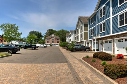 apt-b-341 Meadowside Rd, Milford, CT, 06460-4387 | Card Image