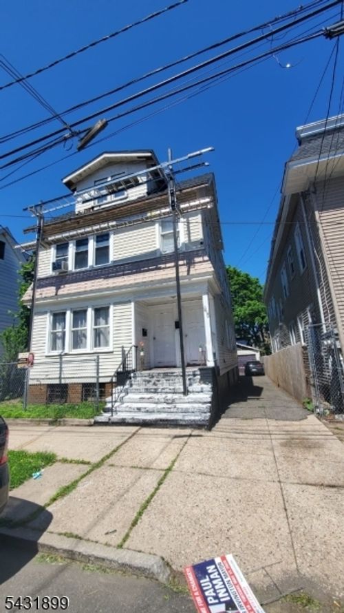 45 Vine Ave, Irvington, NJ, 07111-3810 | Card Image