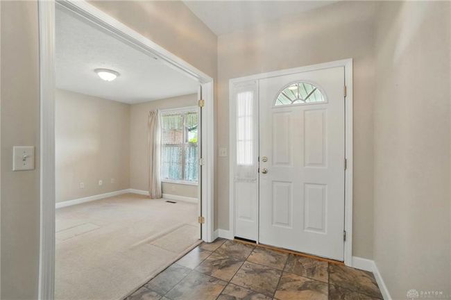 114 Millwood Village Dr, House other with 3 bedrooms, 2 bathrooms and null parking in Englewood OH | Image 6