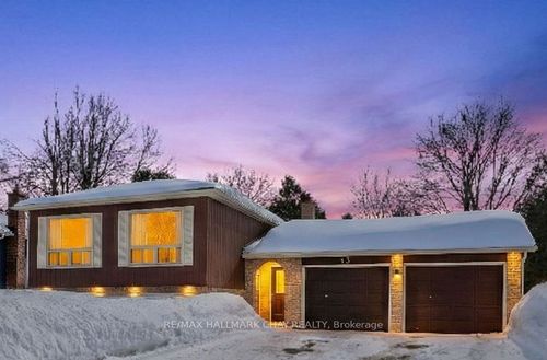 13 Grand Place, Barrie, ON, L4N4Y3 | Card Image