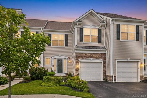 1702-19 Brighton Dr, Newburgh, NY, 12550-7443 | Card Image