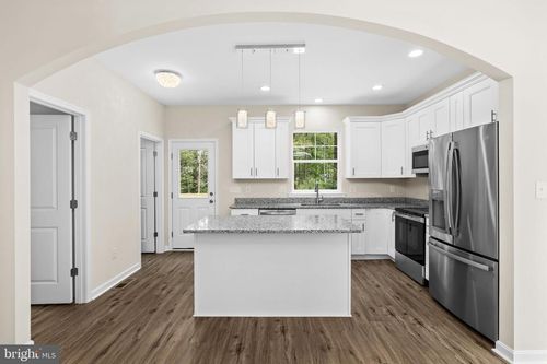 113 Laurel Ln, COLONIAL BEACH, VA, 22443 | Card Image