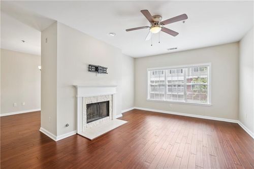 7110 Woodland Ln, Alpharetta, GA, 30009-8722 | Card Image