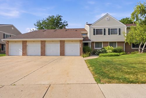 938-938 Hidden Lake Dr, Buffalo Grove, IL, 60089-7503 | Card Image