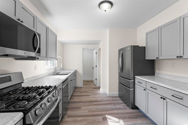 1107 E Clinton St, House other with 3 bedrooms, 2 bathrooms and null parking in Frankfort IN | Image 13