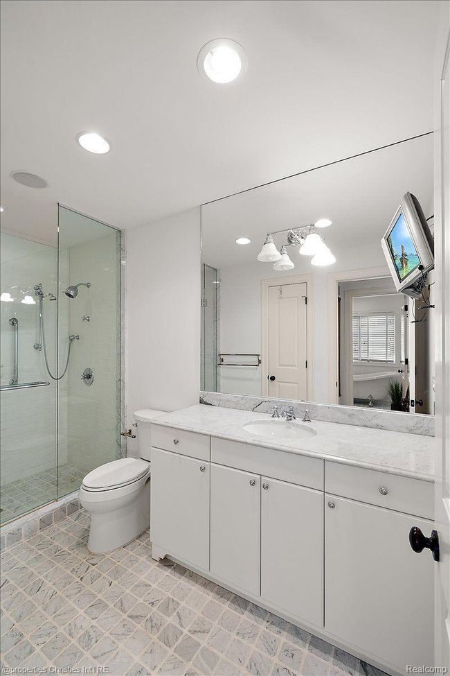 699 Abbey St, House other with 4 bedrooms, 6 bathrooms and null parking in Birmingham MI | Image 35