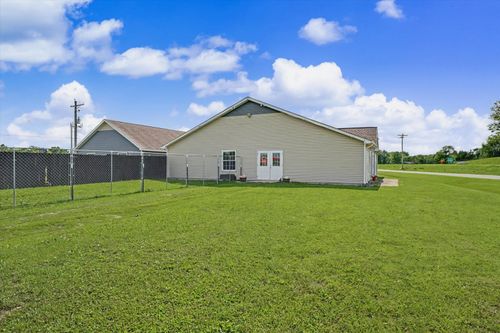 2201 Kickapoo Dr, Danville, IL, 61832-5382 | Card Image