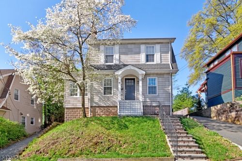 12 Orange Heights Ave, West Orange, NJ, 07052-4410 | Card Image