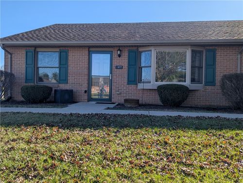 1977 Willoughby Ave, Springfield, OH, 45502-7548 | Card Image