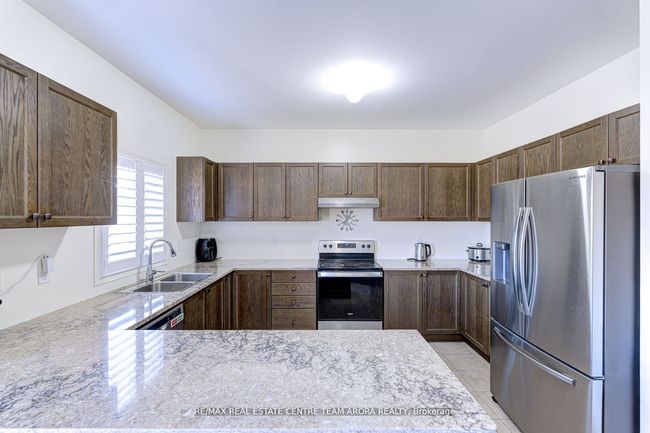 24 Cookview Dr, House other with 5 bedrooms, 5 bathrooms and 4 parking in Brampton ON | Image 15