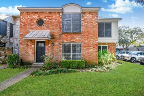 17-9234 Westwood Village Dr, Houston, TX, 77036-8700 | Card Image