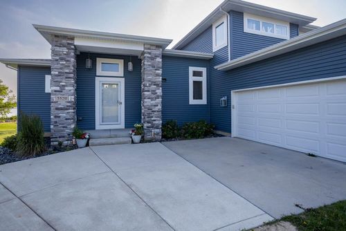 5520 W 154th Ct, Lowell, IN, 46356-1286 | Card Image