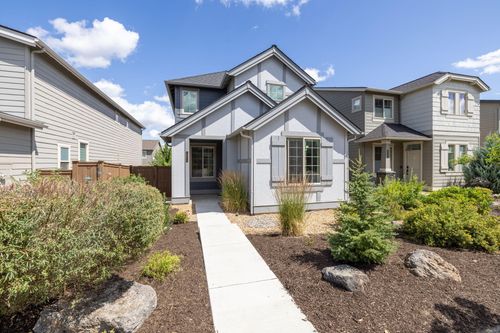 20844 Se Sunniberg Ln, Bend, OR, 97702-3759 | Card Image