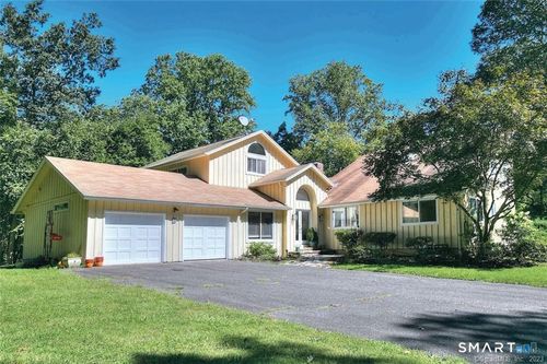 33 Birch Hill Rd, Weston, CT, 06883-1709 | Card Image