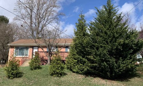1200 Spaulding St, Staunton, VA, 24401-2069 | Card Image