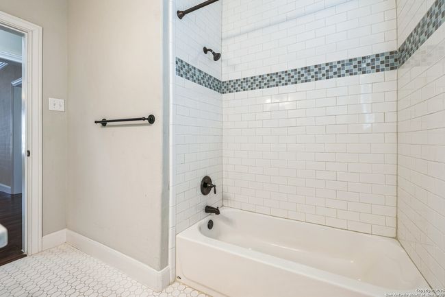 116 Lamont Ave, House other with 4 bedrooms, 3 bathrooms and null parking in Alamo Heights TX | Image 27