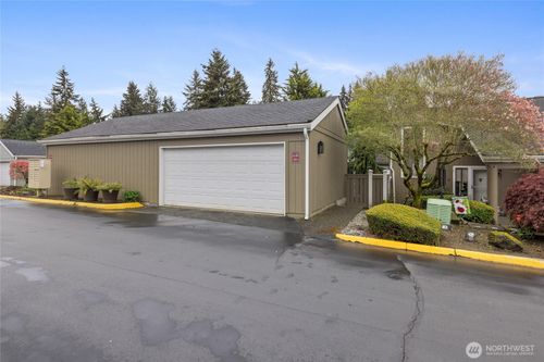 19-3213 Sw 319th Pl, Federal Way, WA, 98023-2245 | Card Image