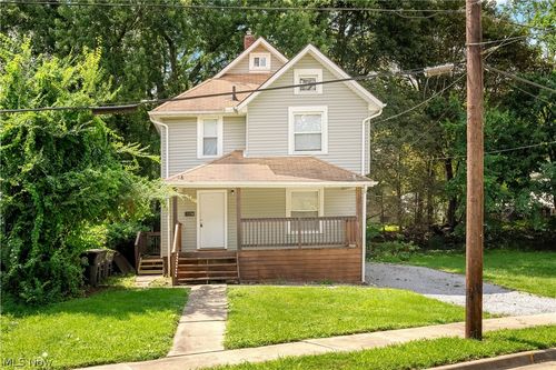 1152 Manning Ave, Akron, OH, 44307-1640 | Card Image