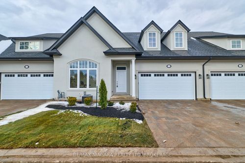 11 Butternut Crescent, Fort Erie, ON, L0S1N0 | Card Image