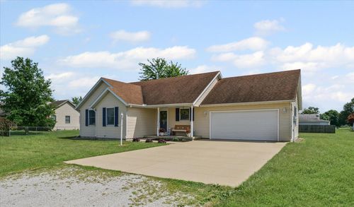 202 Hawks Ln, Broadlands, IL, 61816-9706 | Card Image