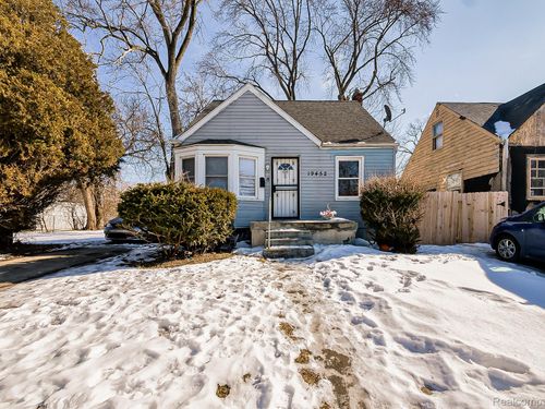 19452 Prevost St, Detroit, MI, 48235-2338 | Card Image