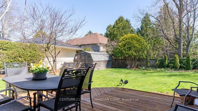 2344 Bentim Rd, House other with 3 bedrooms, 2 bathrooms and 4 parking in Mount Brydges ON | Image 37
