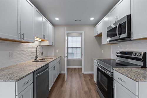 1009 Flynt St, Siloam Springs, AR, 72761-9093 | Card Image