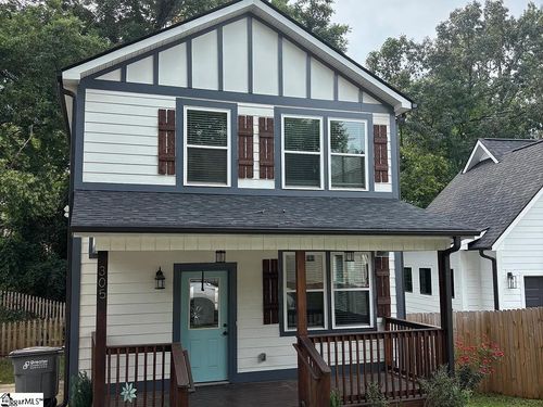 305 Averill St, Greenville, SC, 29601-4117 | Card Image