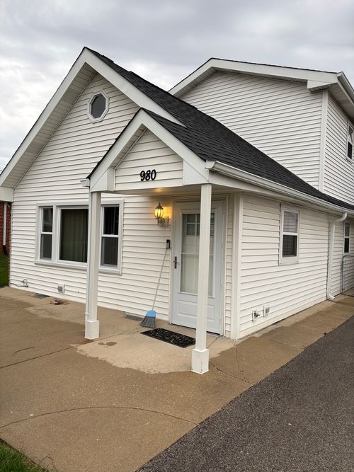 980 County Line Road, Bensenville, IL, 60106 | Card Image