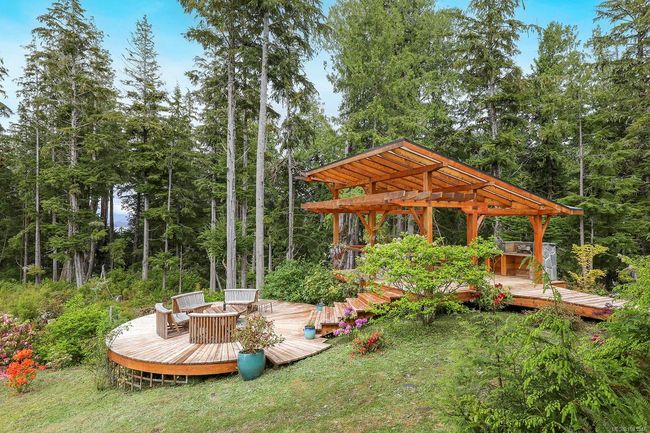 0 Neilson Island, House other with 4 bedrooms, 3 bathrooms and null parking in Tofino BC | Image 38