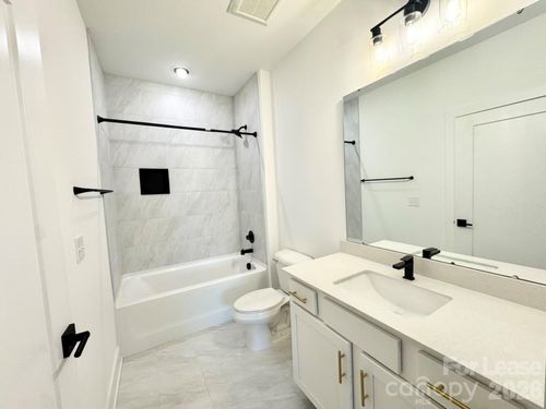 175 W Black Street, Rock Hill, SC, 29730 | Card Image