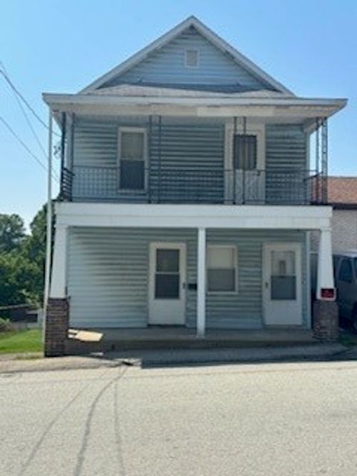 202 S Quarry St, Mount Pleasant, PA, 15666-2104 | Card Image