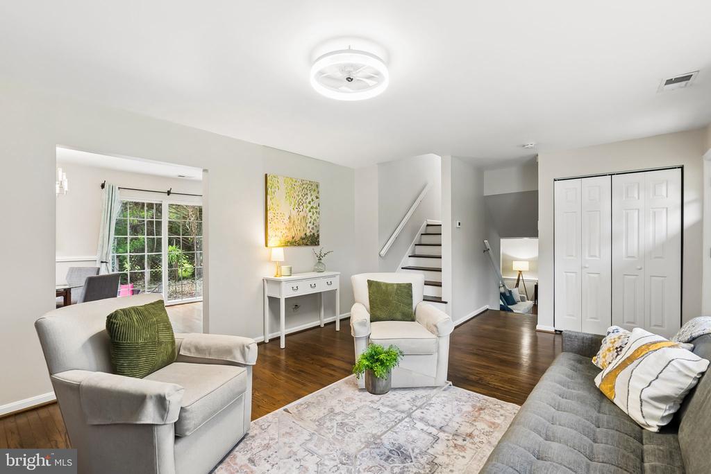 Residential in ANNAPOLIS 4