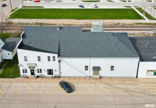 116 E Bryant St, Walcott, IA, 52773-7703 | Card Image