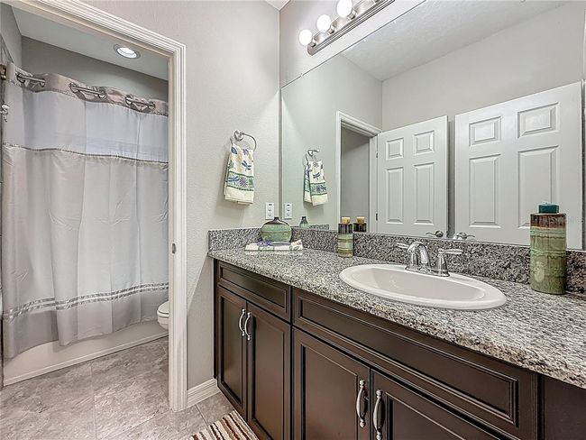 Bathroom 3 | Image 61