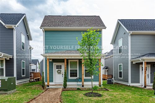 1007 S Laramie Hts, Fayetteville, AR, 72701 | Card Image