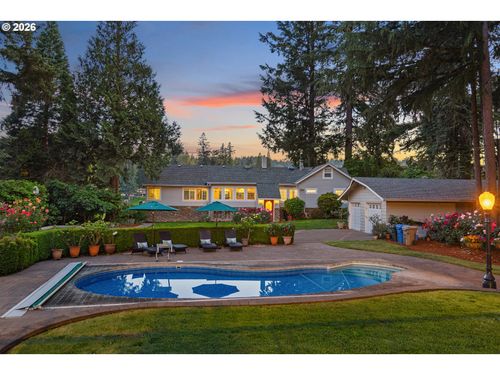 2701 Se Cooke Rd, Milwaukie, OR, 97267-5522 | Card Image